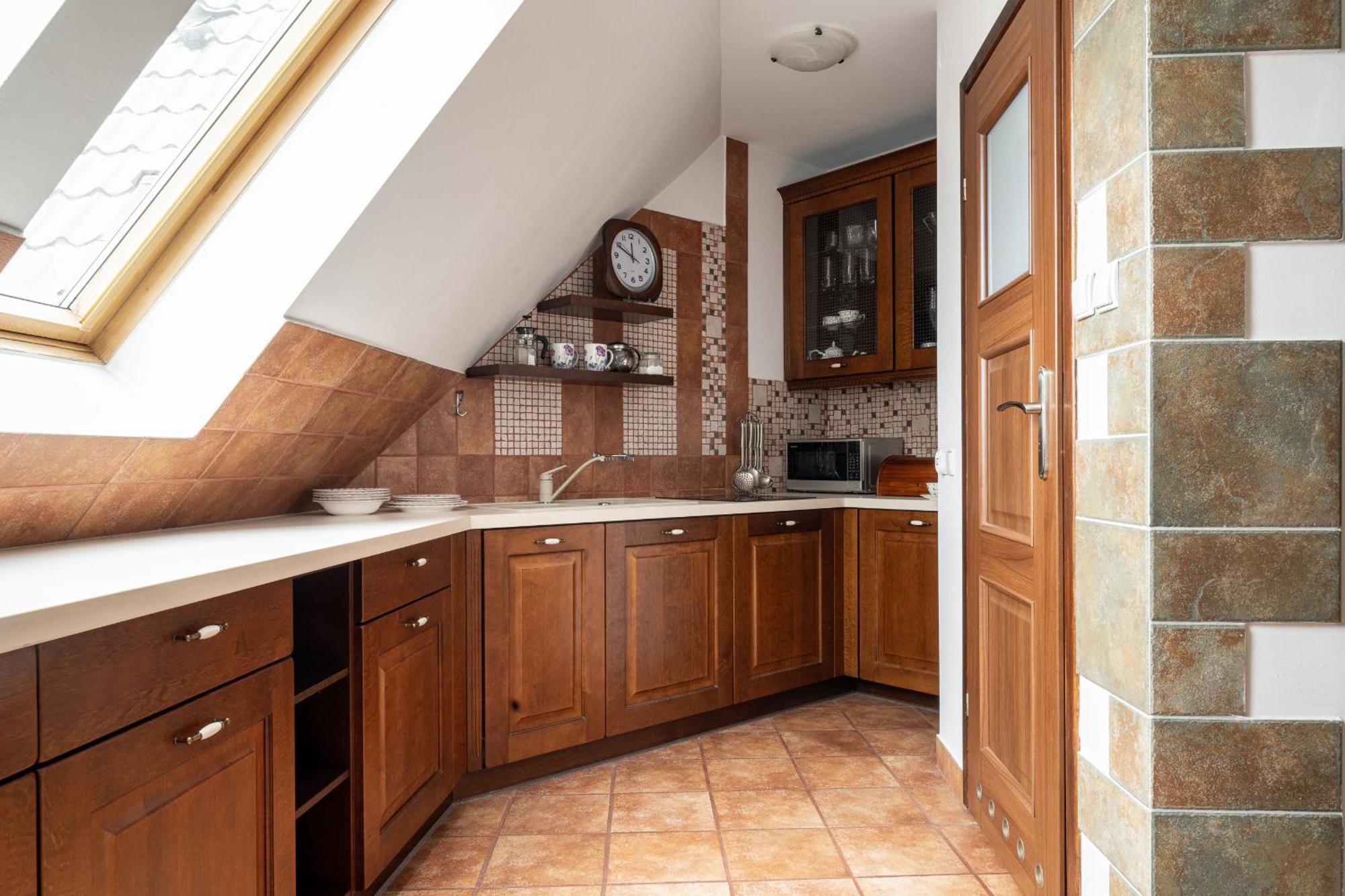 Apartserwis Orkana Oli *