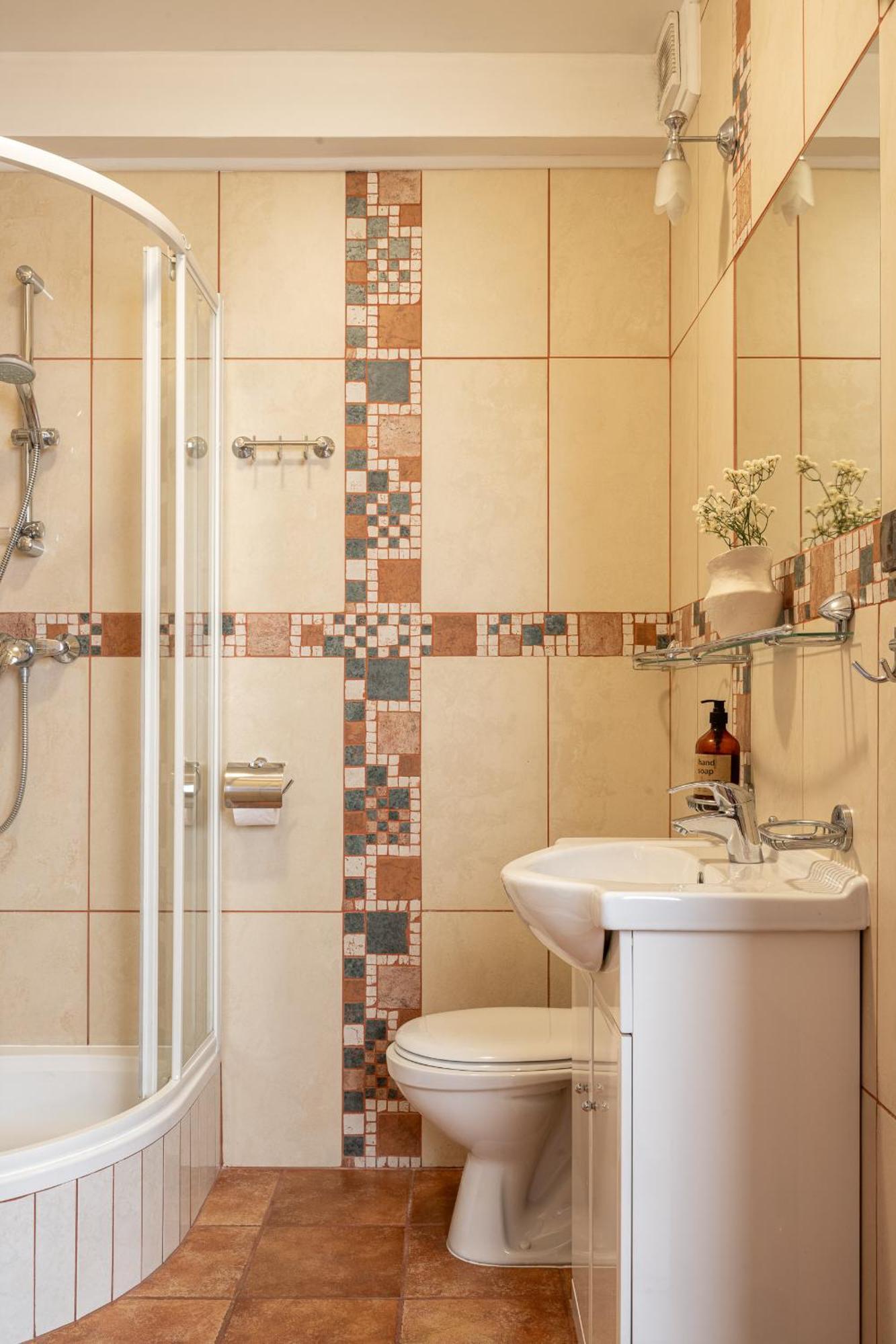 Apartserwis Orkana Oli *
